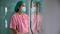 Meningkatnya kasus COVID-19 varian Delta dan Alpha membuat otoritas Thailand memberlakukan peraturan lockdown. Lauren DeCicca/Getty Images