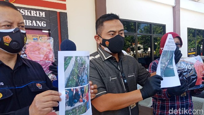 Siswi kelas 3 SMP di Kecamatan Sumobito, Jombang hamil setelah 5 kali disetubuhi kekasihnya. Gadis berusia 14 tahun itu mengaku sempat berupaya menggugurkan kandungannya.