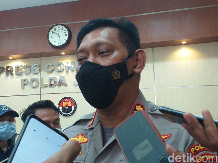 Kabid Humas Polda Jatim Kombes Gatot Repli Handoko mengatakan, semua kendaraan di Malang melalui exit tol Singosari. Penutupan telah dilakukan sejak 7 Juli 2021.