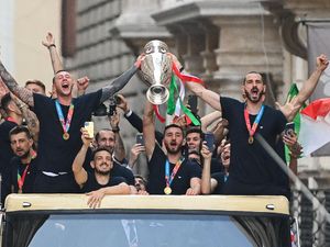 Kasus COVID-19 di Italia Naik, Perayaan Juara Euro 2020 Jadi Penyebab?