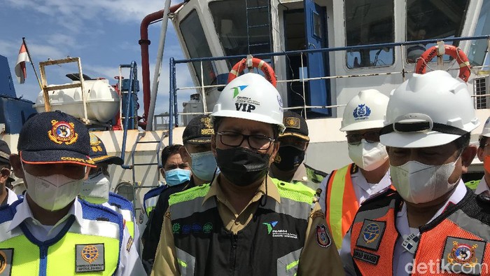 Wali Kota Makassar Danny Pomanto (tengah). (Ibnu Munsir/detikcom).