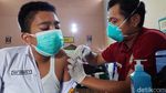 2 Ribu Pelajar di Bandung Disuntik Vaksin COVID-19