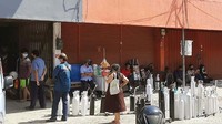Oksigen yang dijual di ruko ini pun termurah di Surabaya. Ruko ini masih menjual refil oksigen Rp 38.000 saat tempat lain sudah berharga Rp 50-65 ribu. 