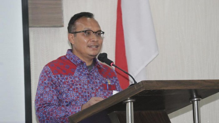 anggota Ombudsman RI, Robert Na Endi Jaweng