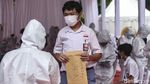 Antusias Pelajar di Ibu Kota Disuntik Vaksin Corona