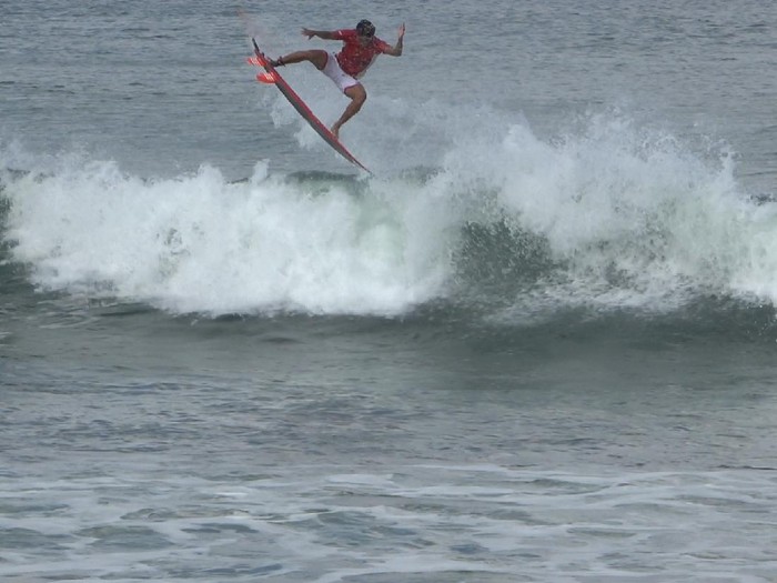 Surfing Indonesia membidik medali di Olimpiade 2020.