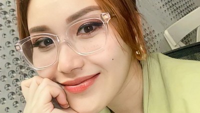 6 Artis Sukses Ini Awali Karier Jadi Penonton Bayaran, Ada Ayu Ting Ting