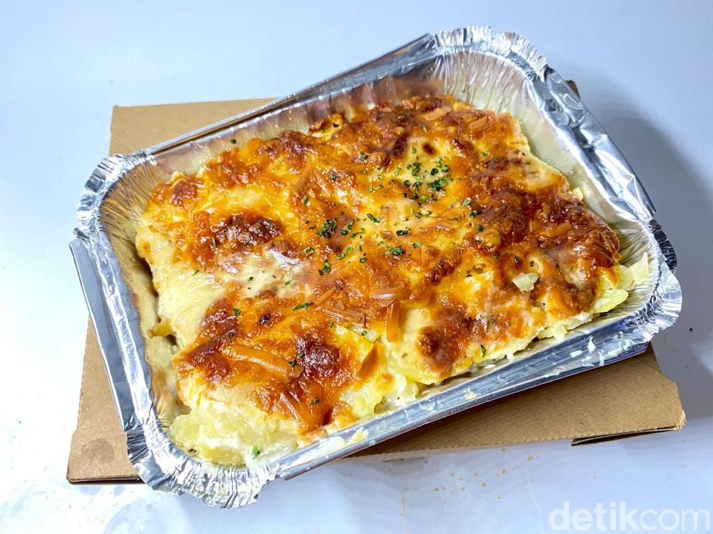 Dapur Ruben: Paduan Unik Waffle dan Buttermilk Fried Chicken khas Georgia