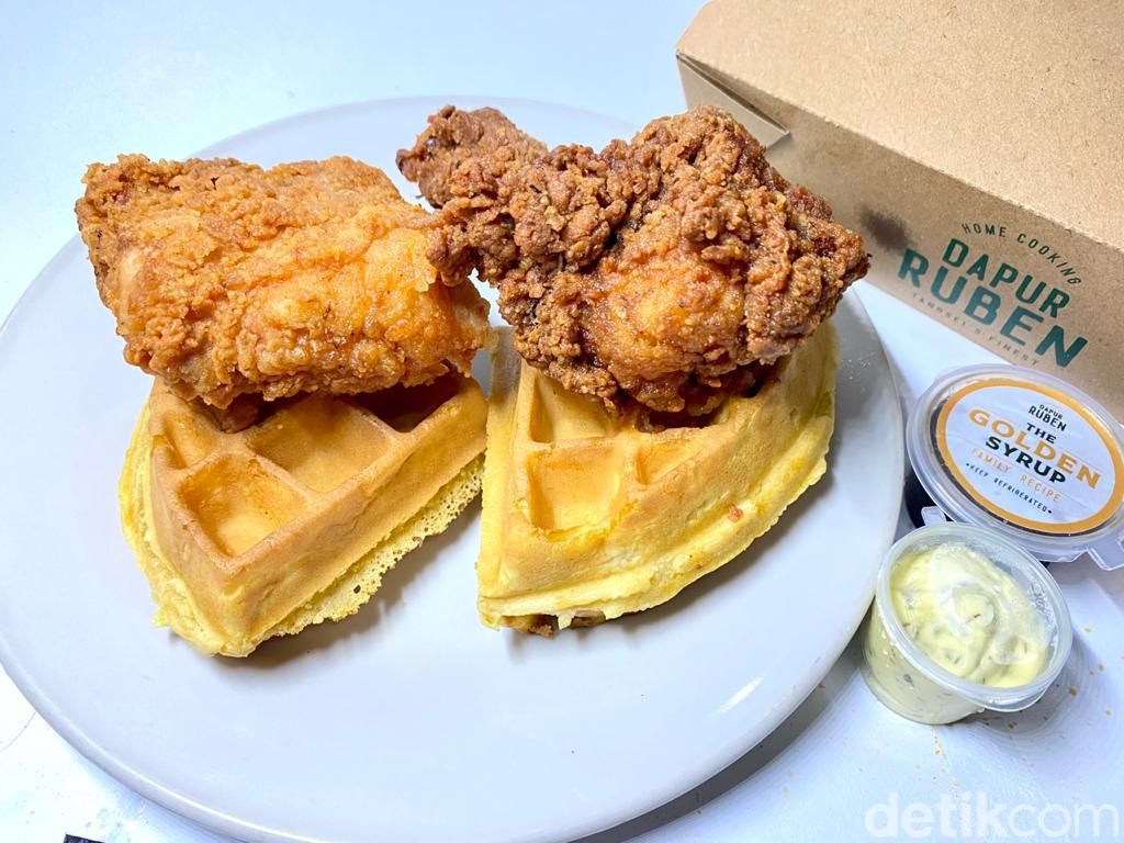 Dapur Ruben: Paduan Unik Waffle dan Buttermilk Fried Chicken khas Georgia