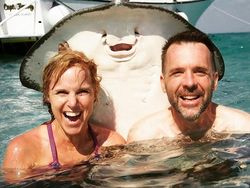 Deretan Penampakan di Foto yang Keren dan Bikin Ngakak