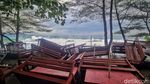 Gelombang Setinggi 6 Meter Terjang Cafe Wisata di Pelabuhanratu