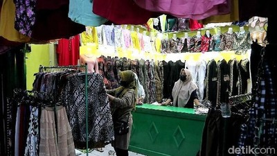 Jerit Pedagang Pasar Kliwon Kudus Terdampak PPKM Darurat