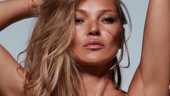 6. Kate Moss dengan keseluruhan: 91,05Kate Moss mendapat nilai tinggi di dahi dan alisnya. Dr. De Silva berkomentar: “Kate mendapat nilai tertinggi kedua untuk alisnya dan salah satu nilai tertinggi untuk jarak matanya, tapi dia dikecewakan oleh dagunya.” Foto: dok. Instagram/@skims