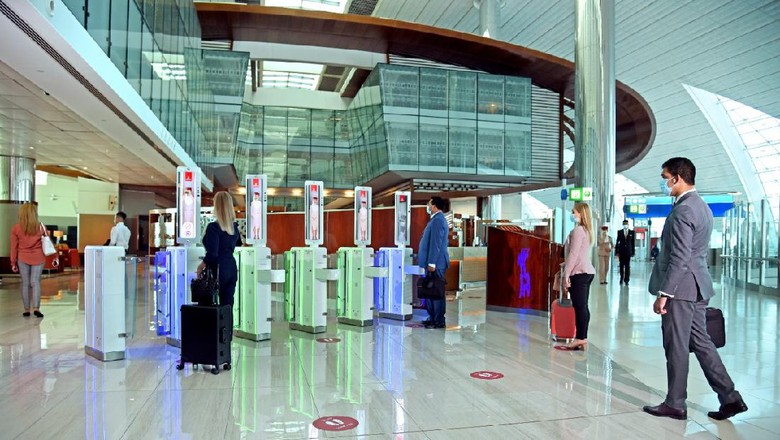 Layanan Tanpa Sentuh Emirates Layanan Tanpa Sentuh Emirates