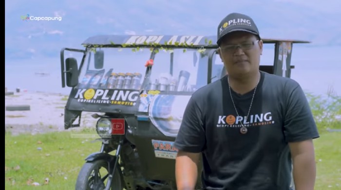 Mantan Juara Bartender Indonesia Kini Jualan Kopi Keliling Pakai Becak Motor Mantan Juara Bartender Indonesia Kini Jualan Kopi Keliling Pakai Becak Motor