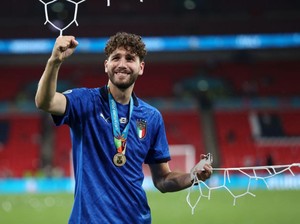 Locatelli Masih Mau Pesta Juara Euro 2020, Belum Mikirin Masa Depan