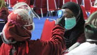 Gerakan vaksinasi yang dilaksanakan melalui kerjasama antara 7 aliansi mahasiswa yang terdiri dari Aliansi Mahasiswa dan Aktivis Nasional (AMAN), BEM Nusantara, BEM SI, Perguruan Tinggi Muhammadiyah seIndonesia, Perguruan Tinggi Agama Islam, Perhimpunan mahasiswa komputer dan informatika, dan Perguruan Tinggi Keagamaan Islam Negeri dengan TNI-Polri.