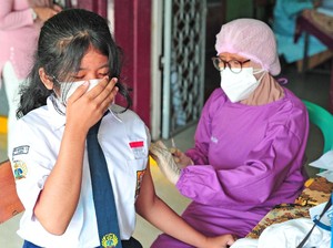 Tembus 56 Ribu! Kasus Harian COVID-19 RI Sementara Tertinggi Sedunia