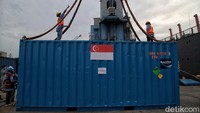 Diberitakan sebelumnya, pemerintah mendatangkan oksigen dari Singapura. Ada 30 unit oksigen konsentrator tiba di Indonesia 9 Juli 2021.  