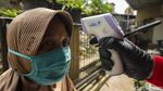 Potret Vaksinasi Jemput Bola dari Rumah ke Rumah