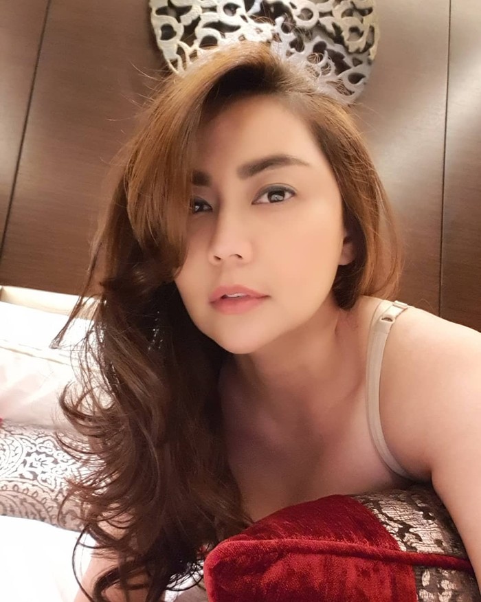 Tessa Kaunang Tessa Kaunang