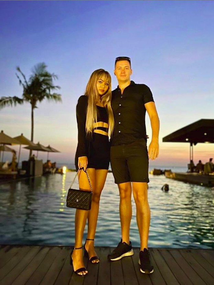 Alyssa Spischak dan kekasih bulenya