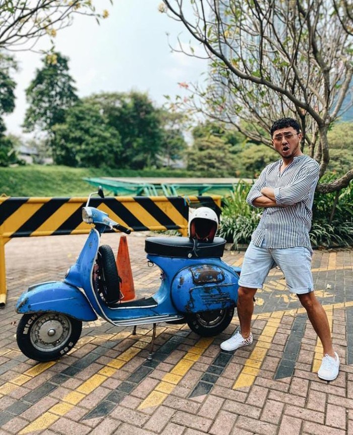 Keseruan Ananda Omesh Saat Makan Pizza dan Rayakan Ulang Tahun Anak
