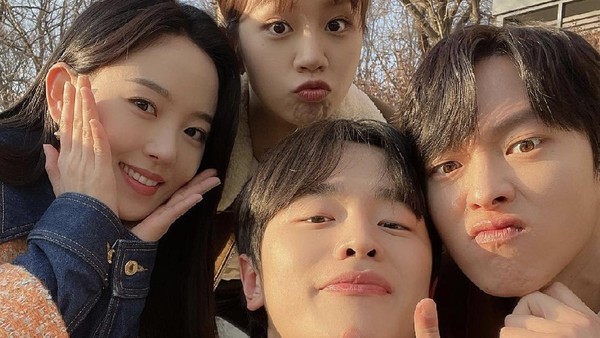 8 Potret Geng Drakor My Roommate Is A Gumiho yang Bikin Gemas