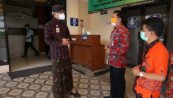 Gubernur Jateng Ganjar Pranowo saat di RSUD Muntilan, Kabupaten Magelang, Kamis (15/7/2021).