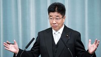 Menteri Sekretaris Kabinet Jepang, Katsunobu Kato mengatakan hal itu disiapkan sebagai langkah antisipasi peningkatan kasus COVID-19 di Indonesia. Tomohiro Ohsumi/Getty Images.