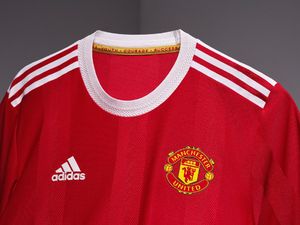 Manchester United Terancam Ditinggal Sponsor Utama