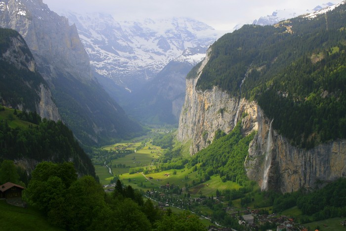 Lembah Lauterbrunnen