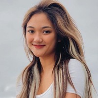 Ini adalah salah satu potret Marion Jola saat tidak mengenakan makeup. Walaupun tanpa makeup, kecantikan naturalnya tetap terpancar bukan? Foto: Instagram/@lalamarionmj