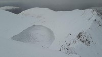 Poulton tidak sendirian dalam pekerjaan aneh ini. Dia memiliki dua rekan yakni Jon Bennett, yang telah mencapai puncak Helvellyn lebih dari 600 kali dan si pendatang Wes Hunter yang memulai tepat sebelum pandemi virus corona pada Oktober 2019.