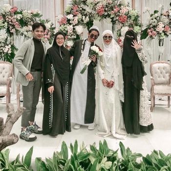 Pernikahan Ustaz Agam Facrul dan Aisyah viral di TikTok.