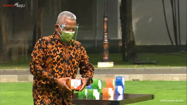 Presiden RI Jokowi di acara Peluncuran Paket Obat Isoman Gratis untuk Rakyat, Istana Merdeka, 15 Juli 2021. (Tangkapan Layar Youtube/Sekretariat Presiden RI)