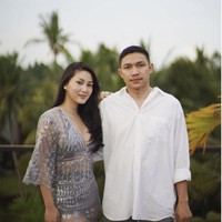 Rachel Theresia merupakan istri dari putra Menteri Koordinator Bidang Perekonomian Airlangga Hartarto, Audi Pratama. Audi dan wanita yang akrab disapa There itu menikah pada 11 April 2021. Foto: Instagram