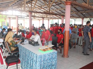 Ribuan Napi Lapas Porong Divaksin COVID-19