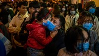Memang wabah ini tidak bisa diremehkan, tetapi bisa dicegah dengan pola hidup sehat dan memperketat protokol kesehatan. Linh Pham/Getty Images