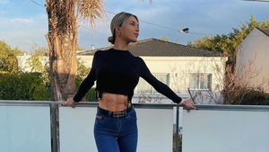 10 Foto Agustina, Pacar Lautaro Martinez yang Sering Pamer Perut Rata
