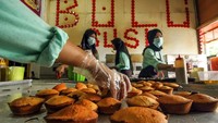 Namun, semua akan kembali ke daya tahan masing sektor usaha. ANTARA FOTO/Rahmad  