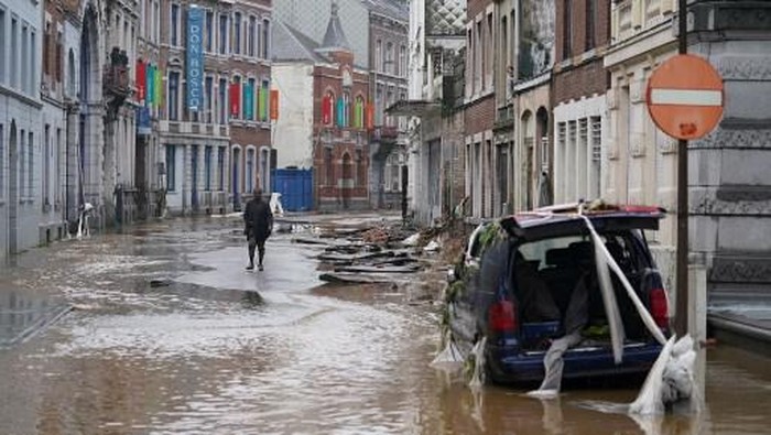 A picture taken on July 15, 2021 shows a view of a flooded street  in the Belgian city of Verviers, near Liege, after heavy rains and floods lashed western Europe. - The provincial disaster plan has been declared in Liege, Luxembourg and Namur provinces after large amounts of rainfall. Water in several rivers has reached alarming levels. (Photo by ANTHONY DEHEZ / BELGA / AFP) / Belgium OUT