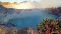 Birunya Kaldera Kawah Ijen