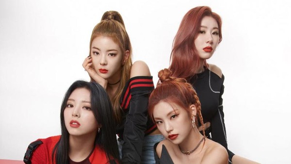 6 Potret ITZY, Grup KPop Pertama Jadi Brand Ambassador Maybelline