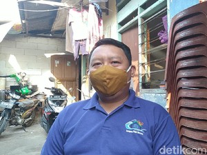 Pedagang Duren Tiga Jaksel di PPKM Darurat: Omzet Turun, Bansos Tak Dapat