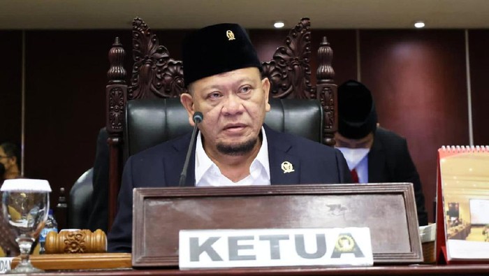 La Nyalla Mahmud Mattalitti