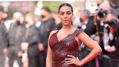 Ronaldo Balik, Fans MU Girang Kedatangan WAGs Georgina Rodriguez