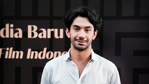 7 Artis Ini Punya Pekerjaan Lain Sebelum Terkenal, Jadi OB sampai Jaga Makam