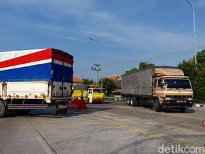 Hari Pertama Jateng Ditutup, Ratusan Kendaraan Diputar Balik di Brebes