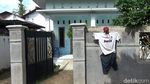 Usir Corona, Warga di Lumajang Pasang Boneka Orang-orangan di Depan Rumah
